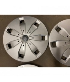 KRYTY KOL - Poklice na kola originál AUDI Q2 GA 16  POUŽITÉ JAKO NOVÉ !!! 81A 601 147