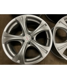 ALU KOLA BAZAR - ALUTEC FORD/VOLVO/JAGUAR/ROVER 8X18 ET45 5X108 NB70 (63,3) VELMI DOBRÝ STAV KBA 46028