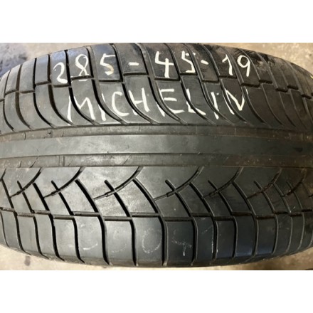 285/45 R19 107 V Michelin 4x4 Diamaris - kusovka profil 5 mm 65%