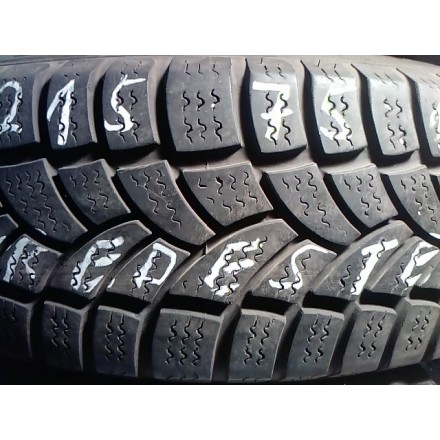 215/75 R16C 113/111 R Vredestein Comtrac Winter - kusovka profil 7.5 mm 75%