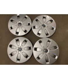 KRYTY KOL - Poklice na kola originál AUDI Q2 GA 16  POUŽITÉ JAKO NOVÉ !!! 81A 601 147