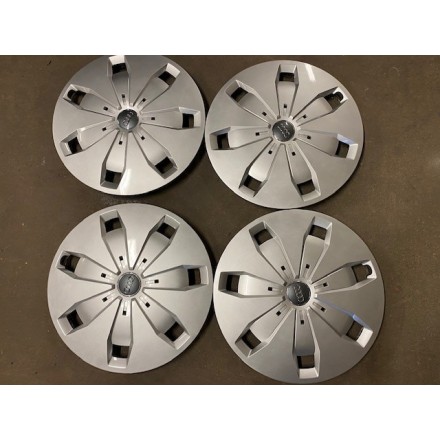 KRYTY KOL - Poklice na kola originál AUDI Q2 GA 16  POUŽITÉ JAKO NOVÉ !!! 81A 601 147